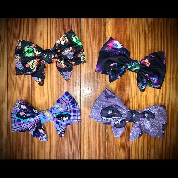 COPY - 2 Hair Bows featuring Barbie Designs - Picture 13 of 16